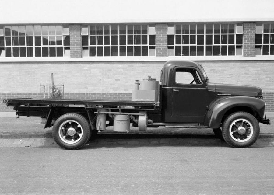  International-Harvester K-5 Flatbed 1941 года  (фото 2 из 2)